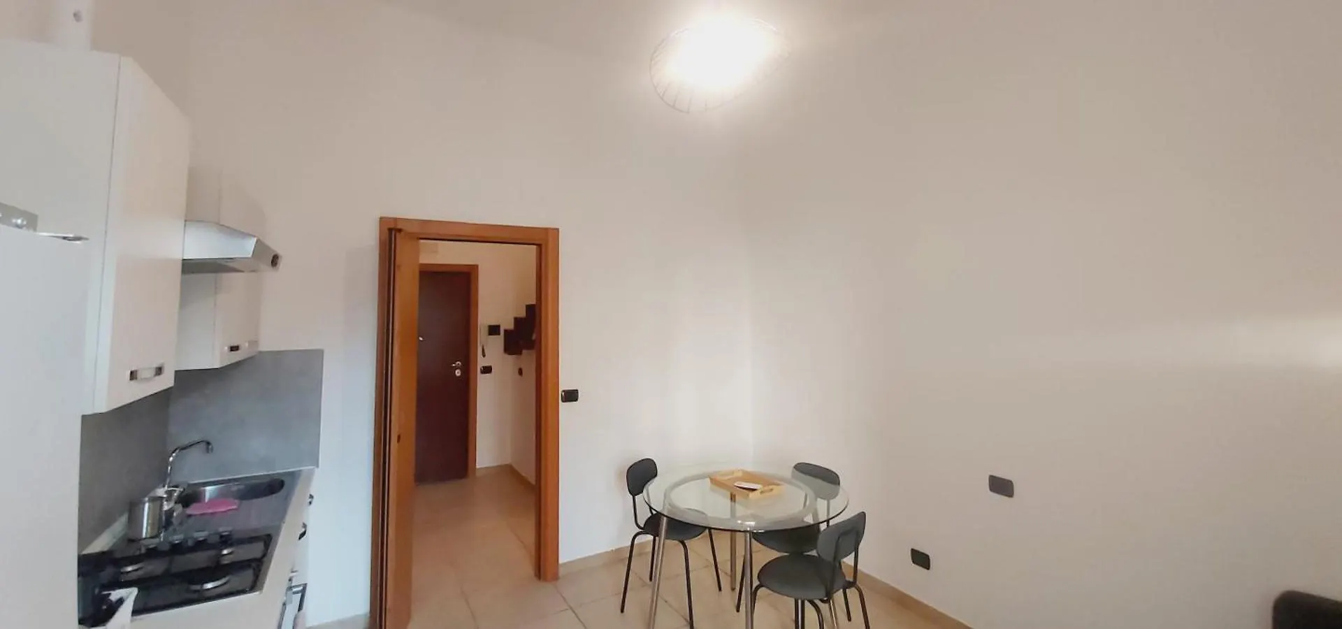 Mamo1 - Appartamento In Pieno Centro Citta Bari 0*,